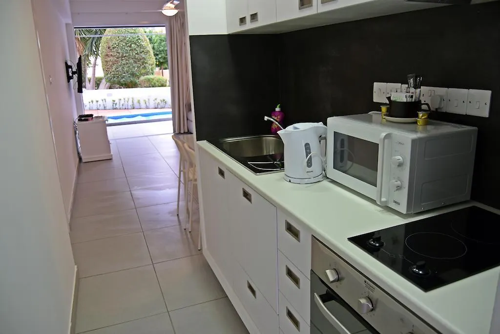 Yialos Luxury Apartments Perivolia